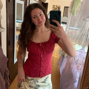 Meet your Posher, Ayva